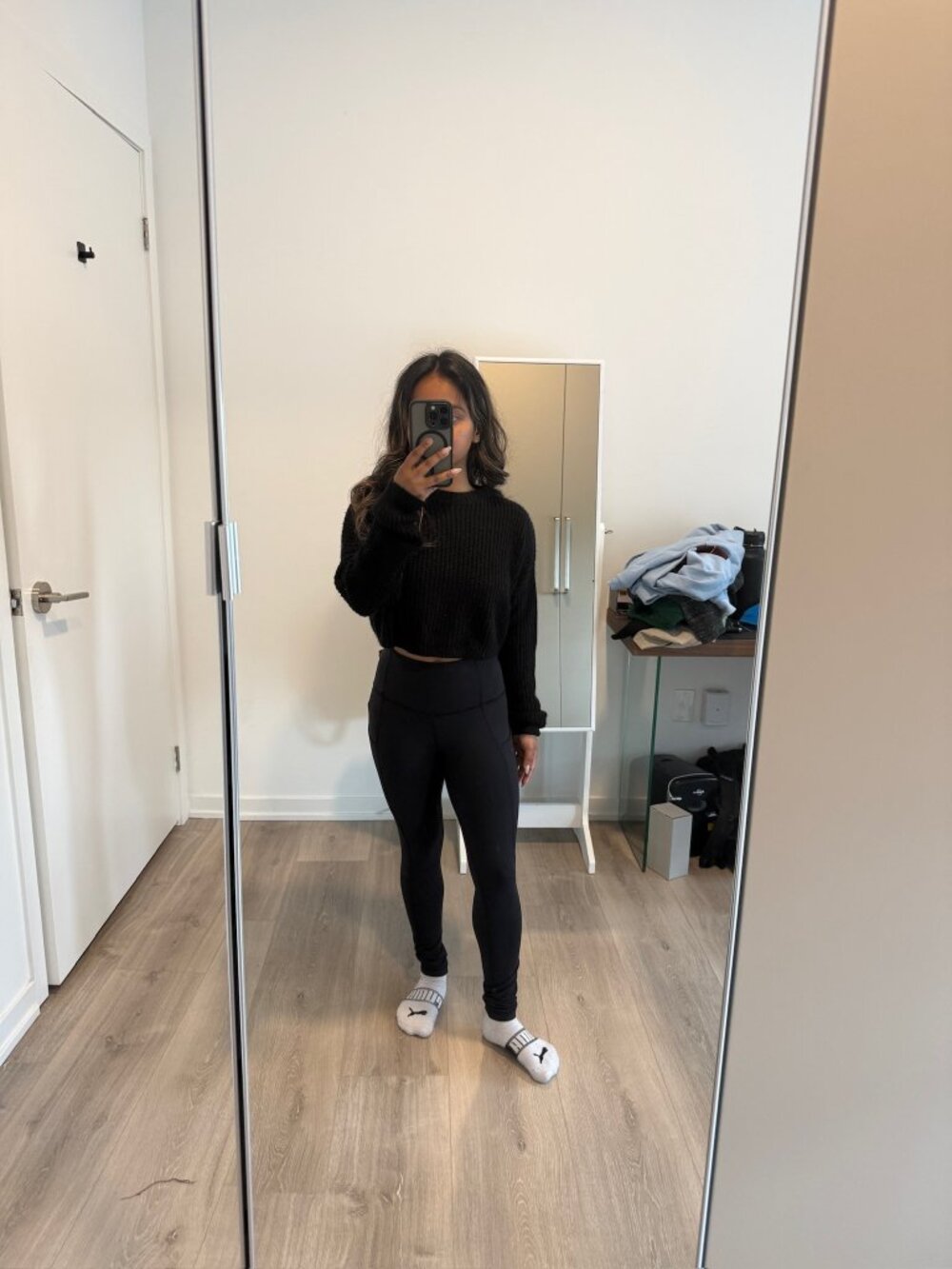 Misguided knit cropped sweater in black